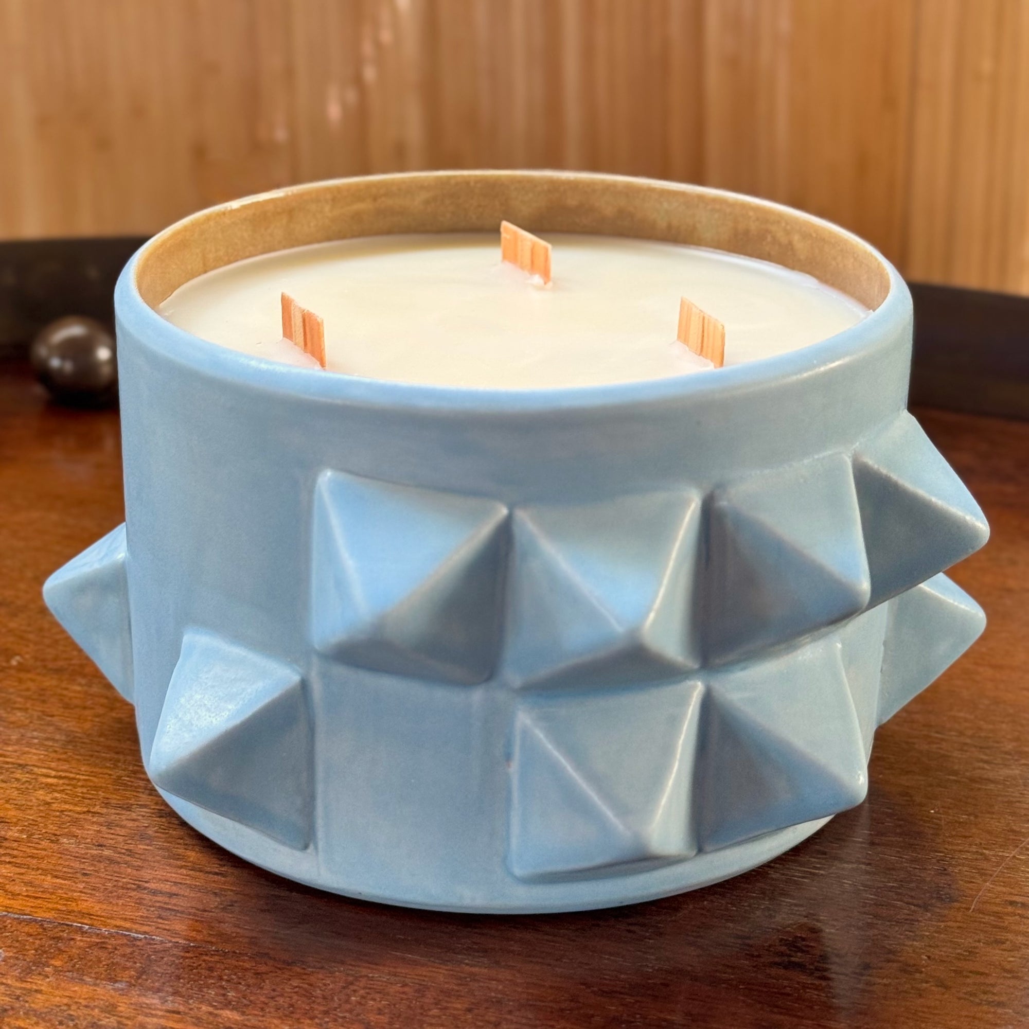 AVAILABLE 11/24/2025 –– Limited Edition Large Candle 6" x 4"  –– Grigio Celeste/Market