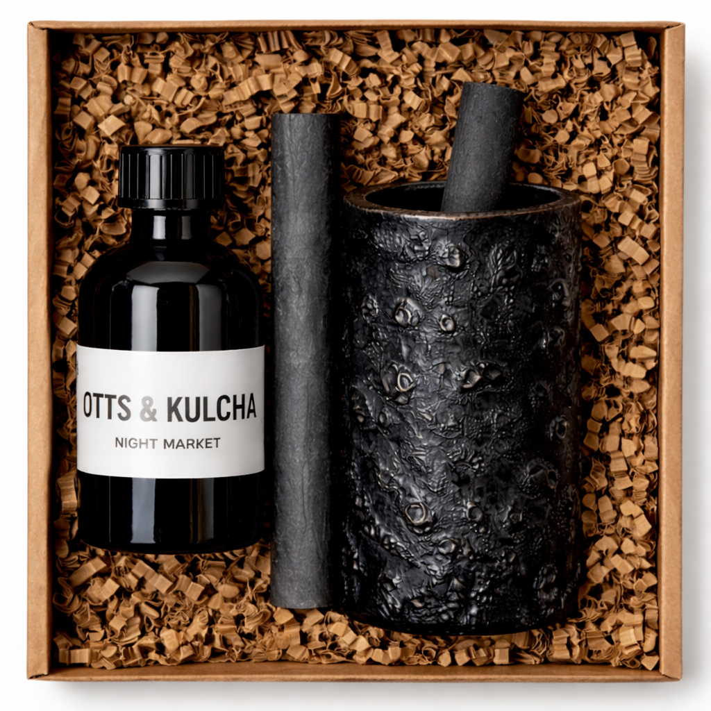 Space Oddity Diffuser Vessel + Night Market Oil