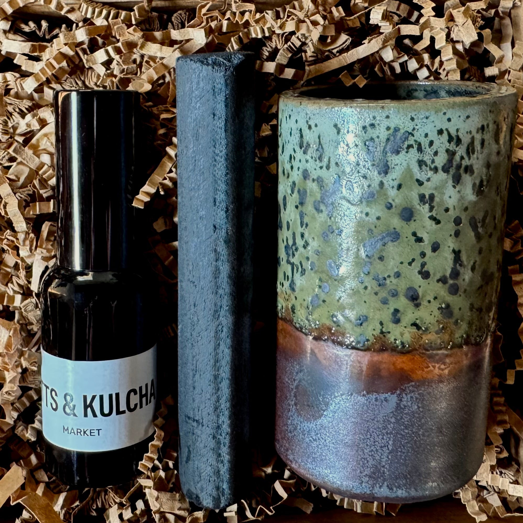 Virunga Diffuser Vessel + Oil Set